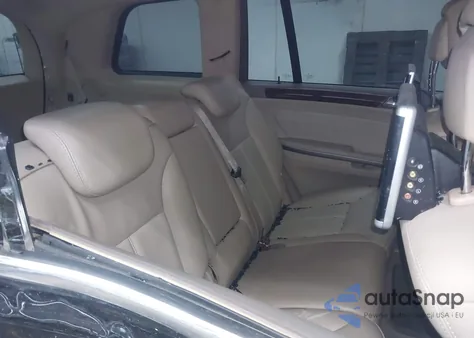 2010 Mercedes-Benz Gl 450 4Matic z USA, uszkodzony, nr VIN 4JGBF7BE3AA540622